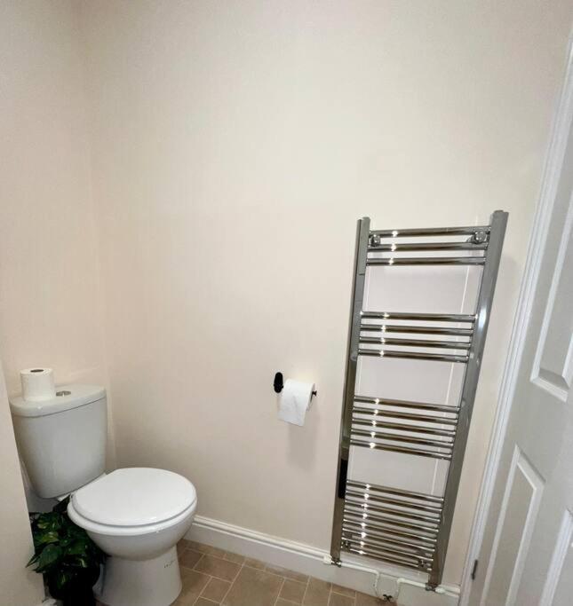 2 Bedroom Apartment With Balcony Oxford Exterior photo
